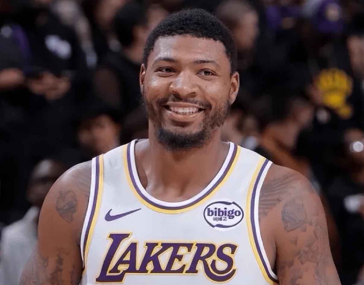 湖人3配角深化厚度！斯玛特统治末节，海斯蜕变，捡漏蒂米太稳定