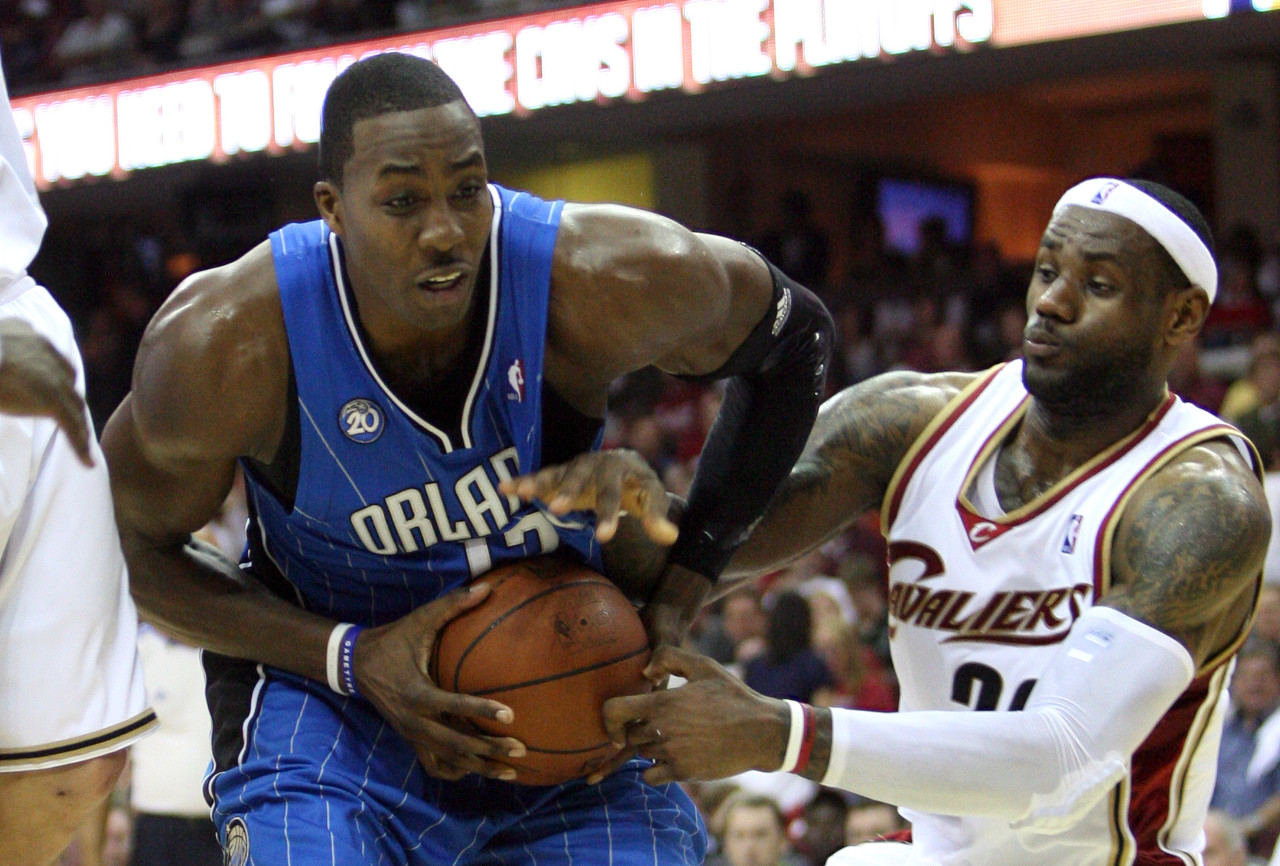 开云体育官网登录-霍华德防守啥级别？杨毅：弹跳棒 身高&amp;下肢力量对抗纯五号位吃亏